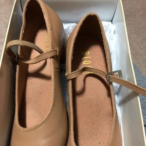 Bloch tan tap shoes size 7.5